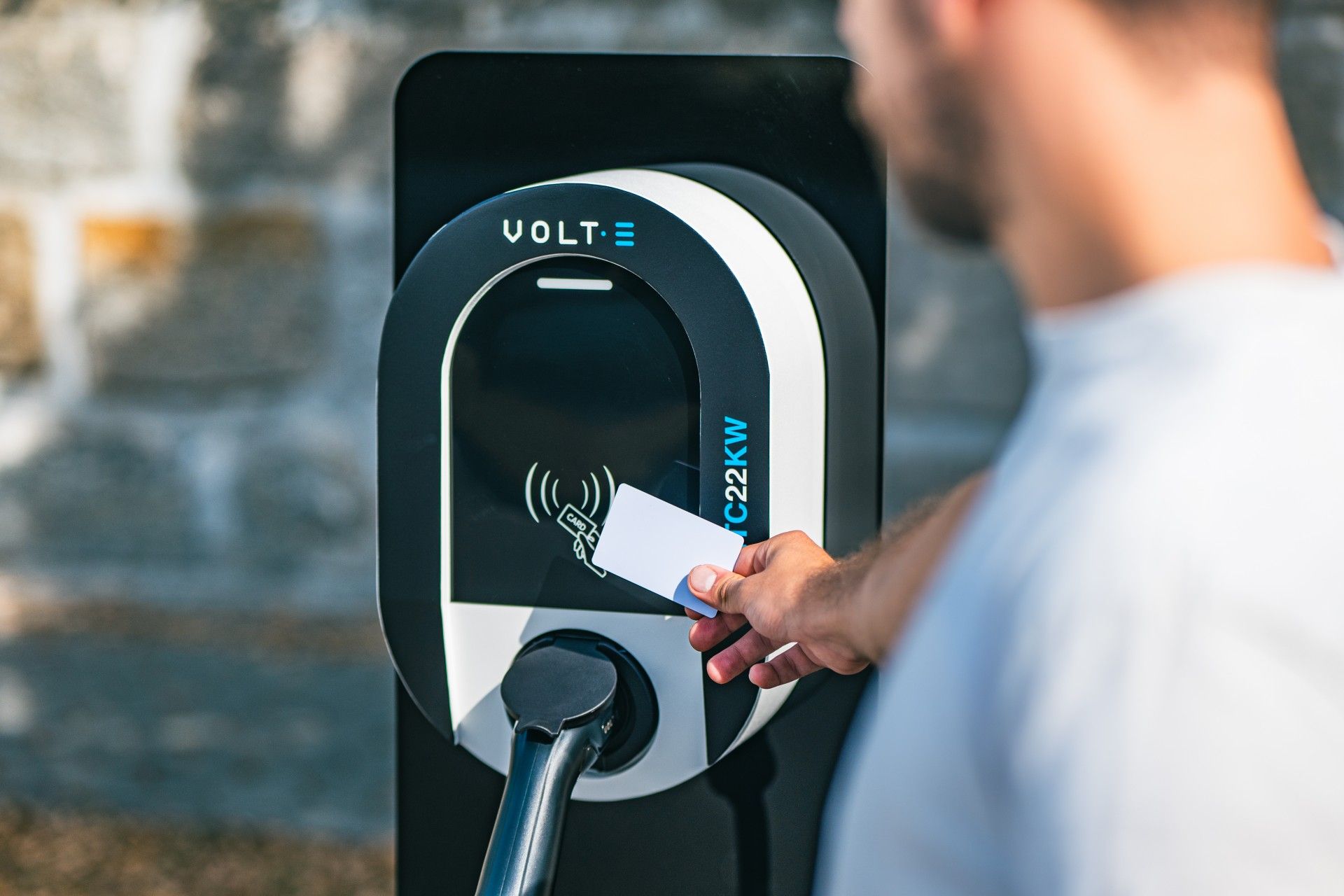 Wallbox em AC com 5 cartões RFID