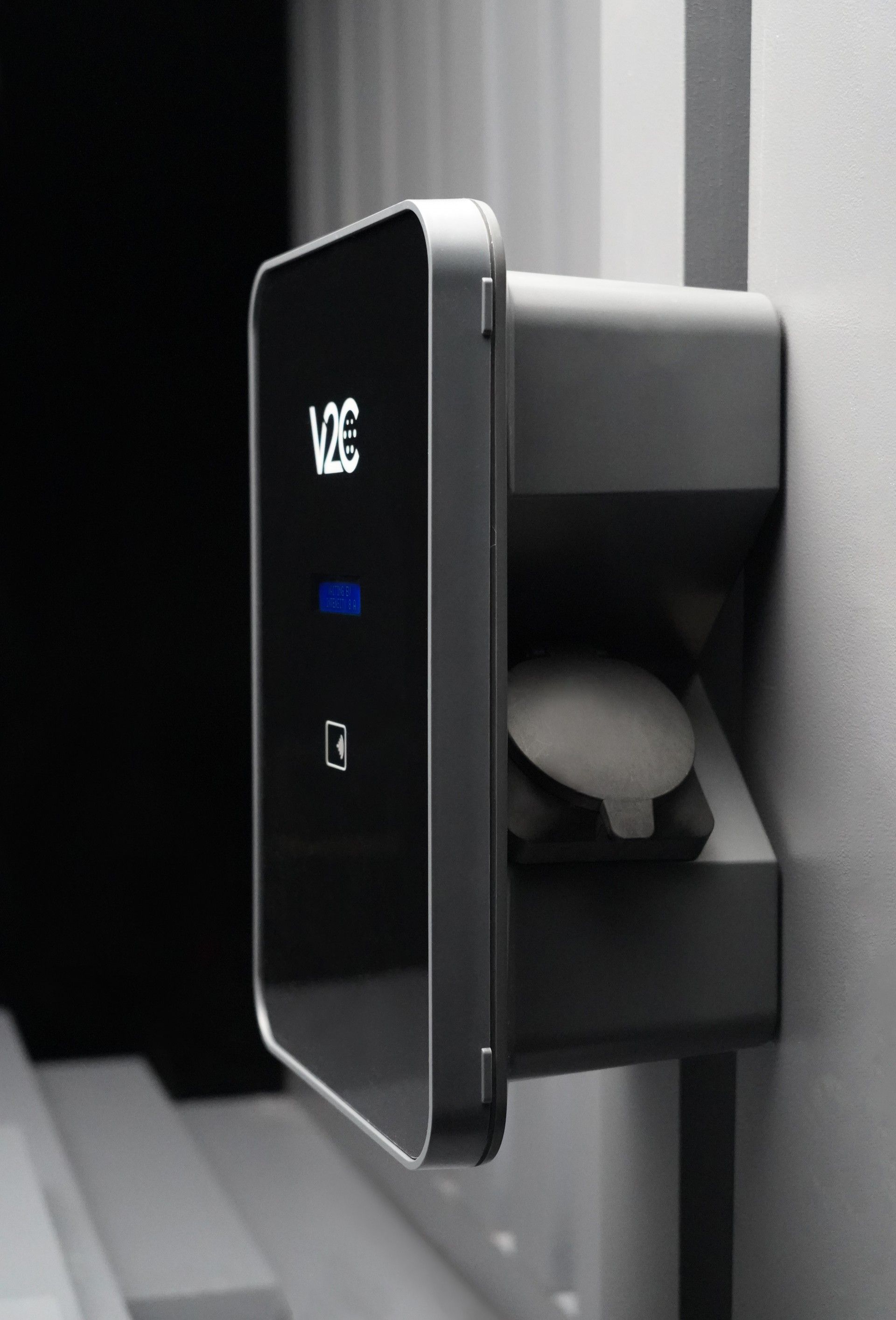 Trydan Pro Trifásico (22KW) com socket e RFID + DC